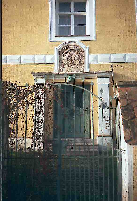 Trsturz mit v.Cronegkschem Wappen (Loderham)